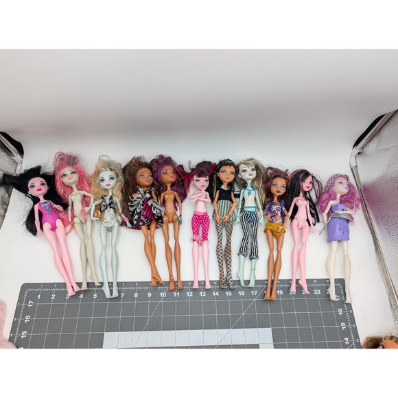 Mattel Monster High Doll Lot Draculaura Clawdeen Frankie Ari Spectra Cupid